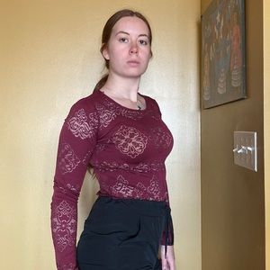 🌷2 for $10 🌷Forever 21 Burgundy/Wine Lace Longsleeve Top- Small